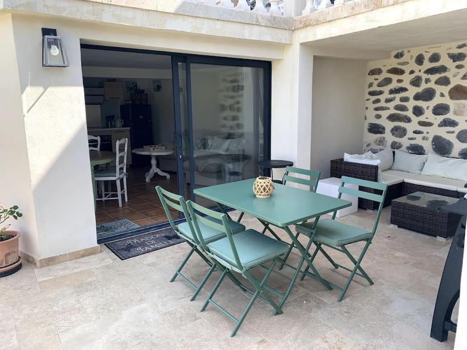 Appartement Bas De Maison Lavilledieu  Exterior foto